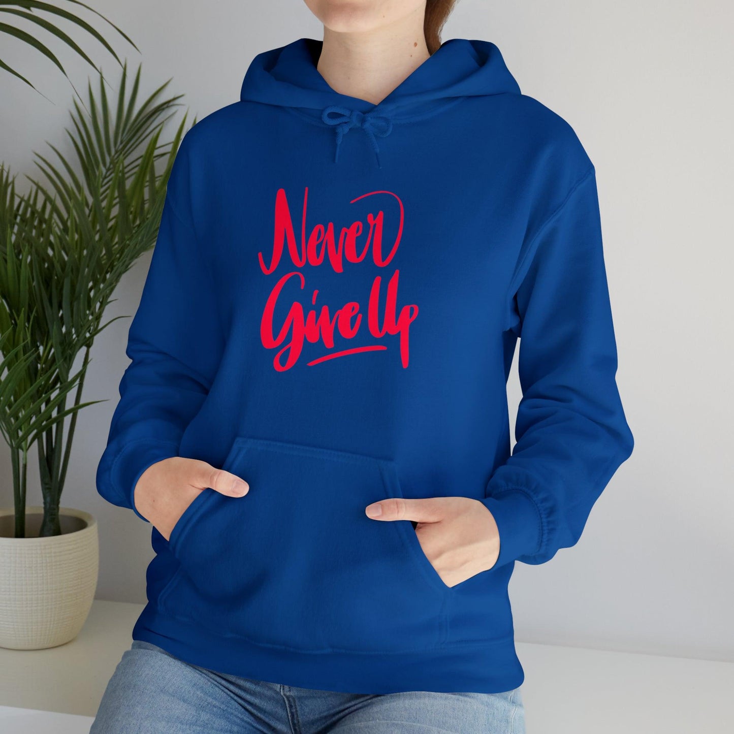 Never Give Up Unisex Heavy Blend™ Hooded Sweatshirt - PremiumBrandGoods